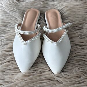 Elegant White Pearl-Embellished Women's Mules